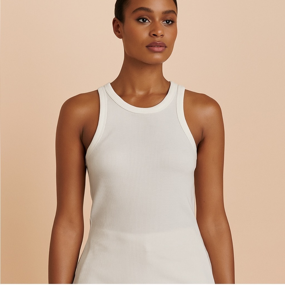 On 34th White Ribbed Women's Tank Top Size Small